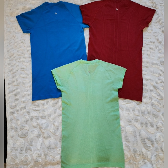 ❤️SOLD❤️ Lululemon Swiftly Tech Short Sleeve Shirts Lot of 3!! - Picture 4 of 6